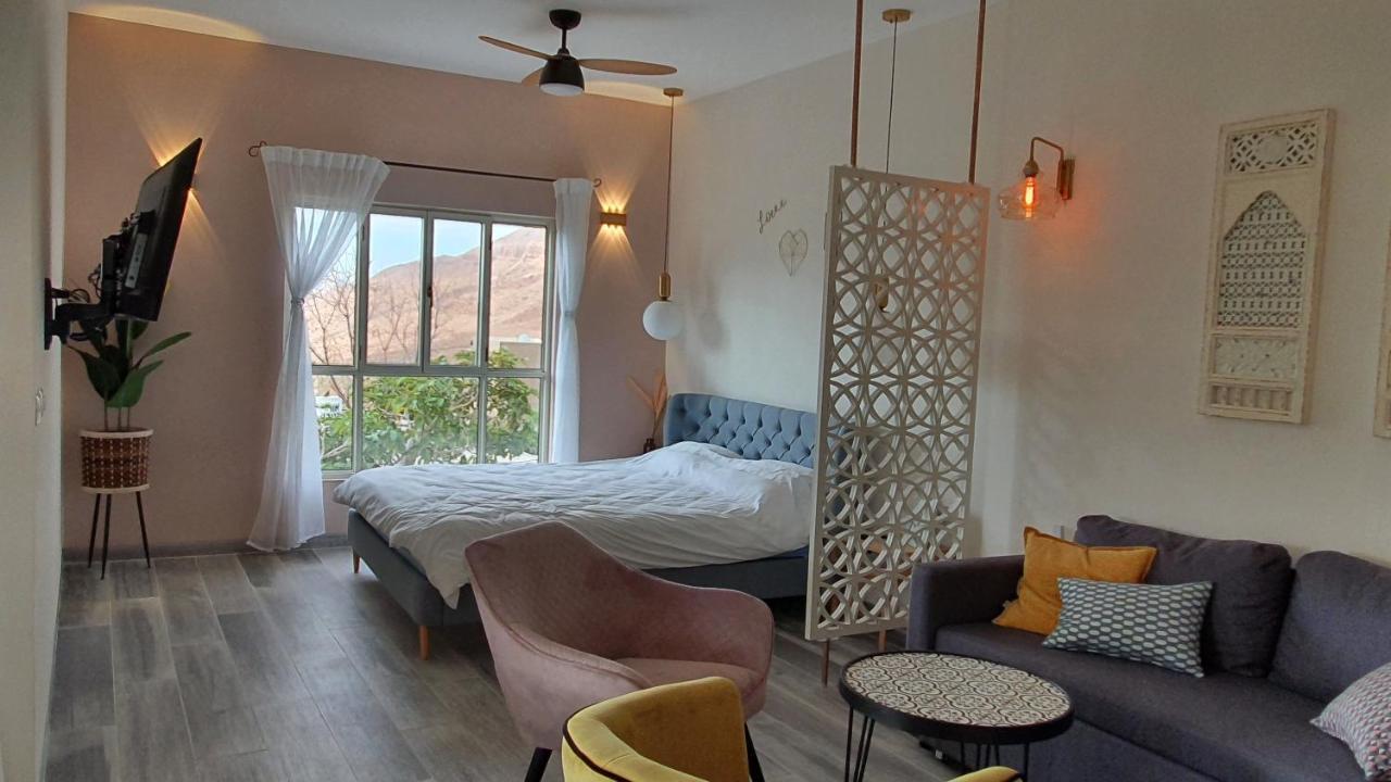 Bar Suite Ejn Gedi Exteriér fotografie